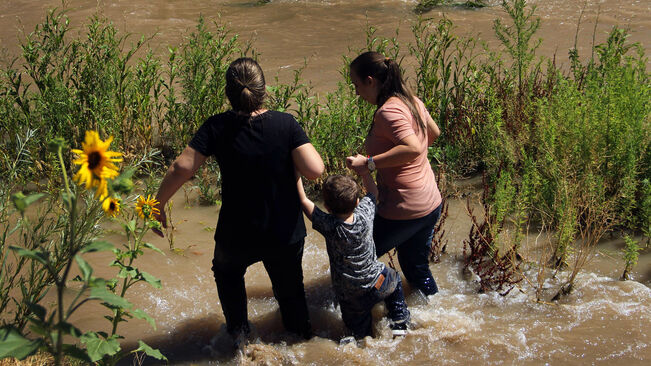 Frontera-Mexic-Estats-Units_2549155166_75105223_651x366