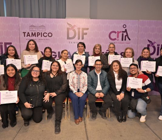 Concluyen Servidores Públicos curso básico de Lengua de Señas Mexicana del DIF Tampico