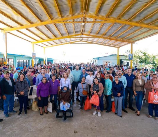 Llevó Alcalde Carlos Peña Ortiz servicios gratuitos a las familias de la Jacinto López