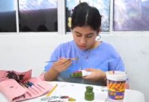 Alcalde Carlos Peña Ortiz, presentó la muestra “Pinceladas con amor”