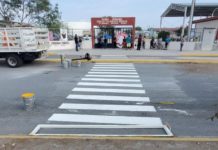 Pinta Gobierno Municipal de Reynosa cruce peatonal escolar