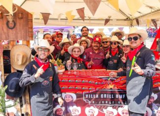 Convivió Alcalde Carlos Peña Ortiz con gremio de la salud en Torneo Parrillero
