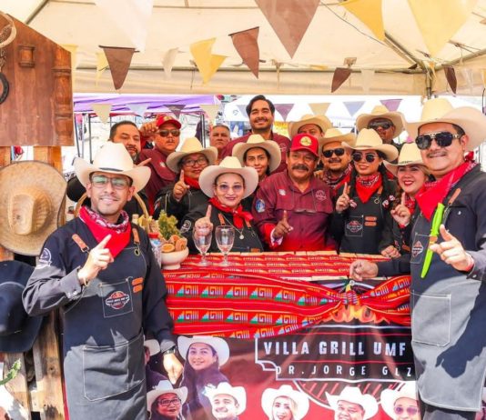 Convivió Alcalde Carlos Peña Ortiz con gremio de la salud en Torneo Parrillero