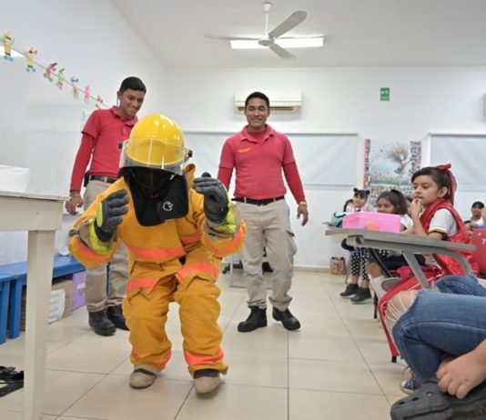 Niñas y Niños PANNARTI del DIF Tampico Viven la Experiencia “Bombero por un Día”