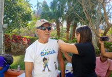 Coloca personal del ISSSTE un módulo de vacunación en la Plaza de Armas de Tampico