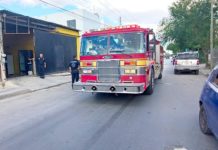 Quema zacate y se le sale de control bomberos acuden a sofocar incendio