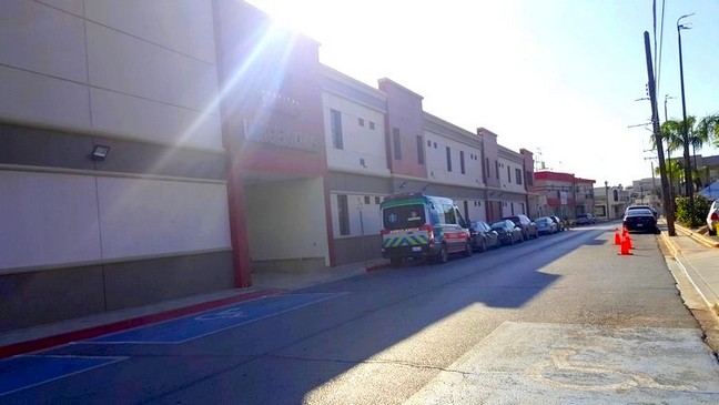 Reportan a persona sin vida en clínica particular ingreso lesionada