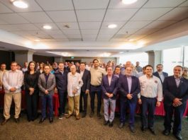 Reconoce CANADEVI apoyo de Carlos Peña Ortiz al desarrollo de vivienda