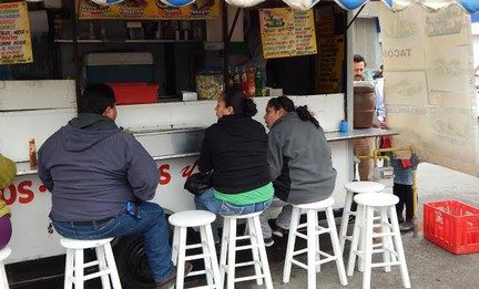 Intensifica Coepris supervisión entre manejadores de alimentos