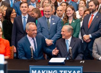 Es oficial: Greg Abbott prohíbe desde abril usar cupones de comida para comprar dulces y refrescos en Texas