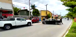 Accidente deja personas lesionadas y daños materiales