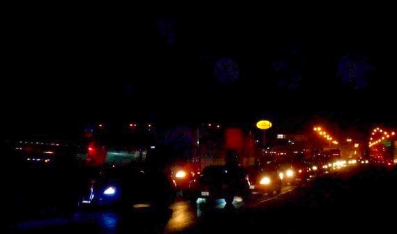 Accidentes dejan daños materiales y caos vial