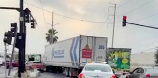Chocan unidades en carretera a Monterrey dejando cuantiosos daños materiales