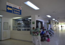En proceso de credencializar a solicitantes de servicio en hospital general