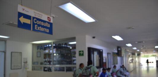 En proceso de credencializar a solicitantes de servicio en hospital general