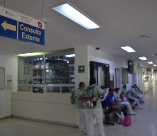 En proceso de credencializar a solicitantes de servicio en hospital general