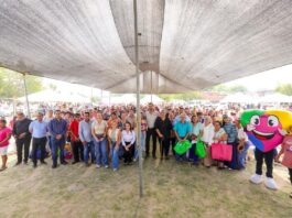 Encabezó Alcalde Carlos Peña Ortiz la Brigada DIF en la colonia Fuentes del Valle