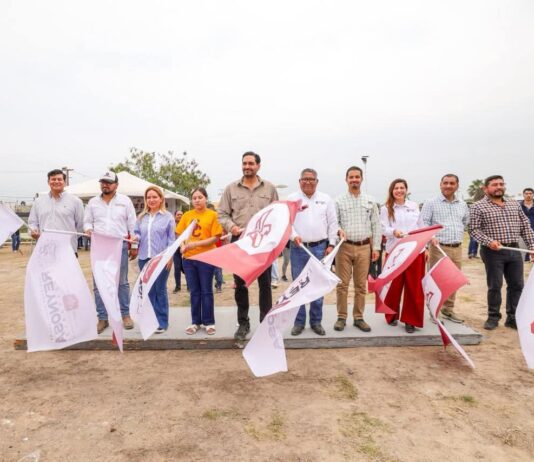 Pusieron en marcha Carlos Peña Ortiz y familias de La Joya, construcción de Cancha de Futbol