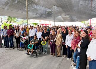 Ciudadanos se benefician con programas en audiencia pública en la Aquiles Serdan