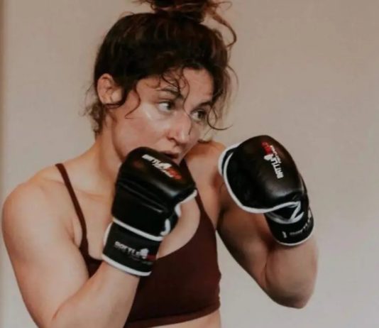 ¡Esta lista para la guerra! Loopy Godínez va por la tercera victoria en fila en la UFC