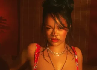 Rihanna muestra su lado más sexy y celebra su feminidad con la nueva colección de Savage X Fenty