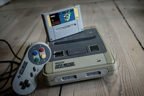 Según la psicología, el adulto que vuelve a sus juegos de la infancia no busca diversión: busca desesperadamente a la persona que era antes