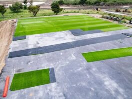 Continúan trabajos de construcción y remodelación de canchas de futbol