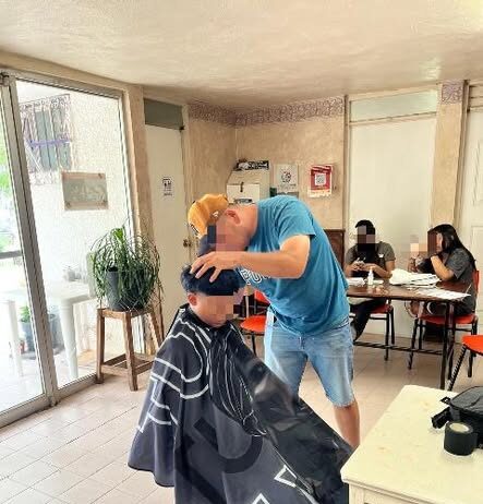 Reciben adolescentes en conflicto con la Ley Penal capacitación laboral en barbería