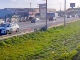 Accidentes viales dejan cuantiosos daños y caos vial