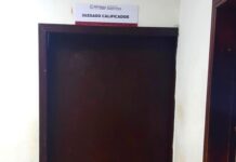 Arrestan a agresivo sujeto por molestar a las personas y alterar el orden