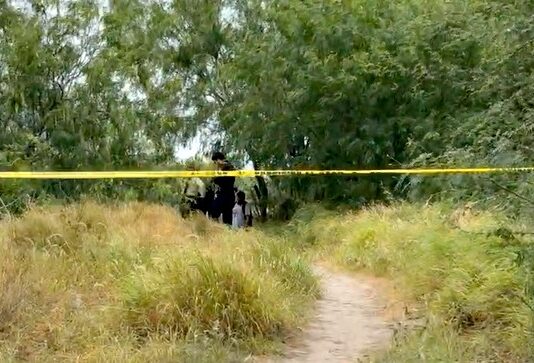 Hallan cadáver en predio abandonado de parque Industrial