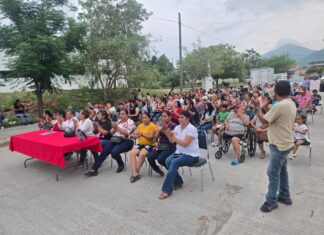 Tamaulipas // Lleva Antorcha alegría a madres de familia de la colonia Vamos Tamaulipas