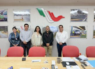 Mónica Villarreal gestiona restauración del Puente Tampico con el director general de CAPUFE
