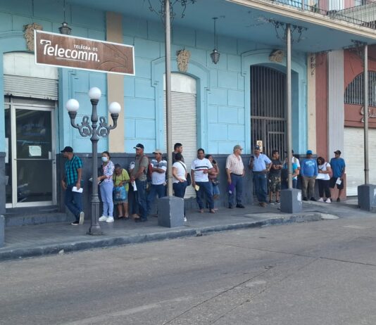 Habitantes de Cabo Rojo consideran insuficiente apoyo por derrame
