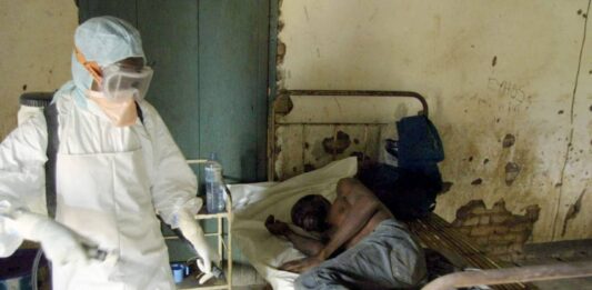 La OMS declara la “emergencia global” por el nuevo brote de ébola en Congo y Uganda