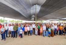 Celebró Carlos Peña Ortiz Día del Pueblo con familias del fraccionamiento Halcón de Reynosa