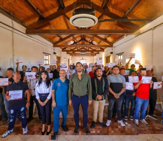 Entregó Alcalde Carlos Peña Ortiz Diplomas del programa municipal “Tazo Dorado”
