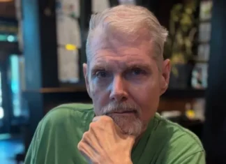 Muere Tom Kane, actor que dio voz a Yoda en ‘Star Wars: La guerra de los clones’, a los 64 años
