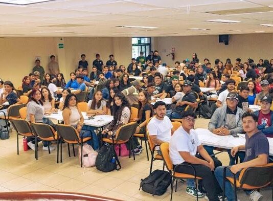 Desarrollan habilidades matemáticas con concurso “TechMath 2026”
