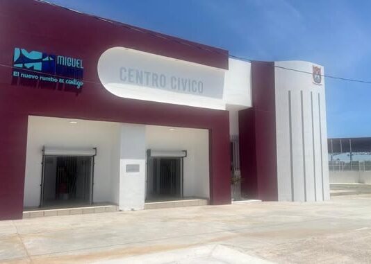 Rehabilitan Centro Cívico de Miguel Alemán