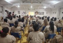 Impulsa CEDES Altamira reinserción social de PPLs a través de taller de velas aromáticas