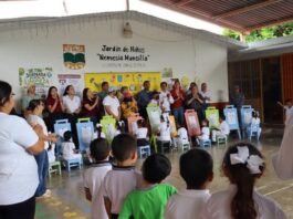 Adolescentes en conflicto con la Ley Penal elaboran y donan mobiliario de creación artística a Jardín de Niños de Güémez