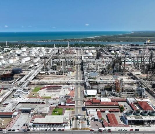 Pemex mantiene acciones de vigilancia y atención en instalaciones colindantes al Río Pánuco