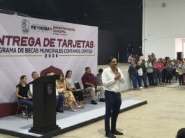 Alcalde Carlos Peña Ortiz eleva infraestructura educativa con entrega de Becas Municipales 2026
