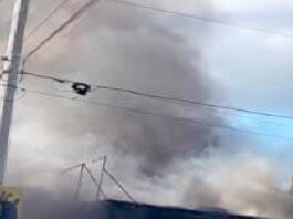 Bomberos acuden a sofocar incendio en la colonia Campestre dejo daños