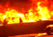Bomberos sofocan unidad en concurrida colonia que dejo daños materiales
