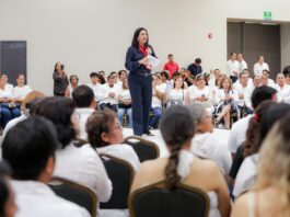 Comparte Mónica Villarreal resultados y avances de su administración ante profesionales de la salud