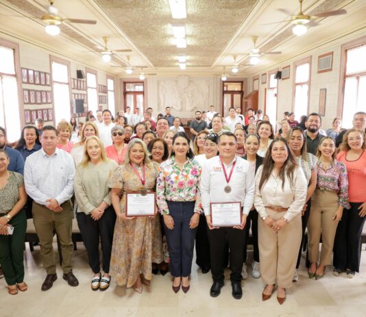Reafirma Mónica Villarreal compromiso con el desarrollo sustentable al entregar la Medalla al Mérito Ecológico 2026