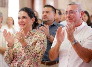 Mónica Villarreal refrenda el liderazgo de Tampico al recibir la Escoba de Platino