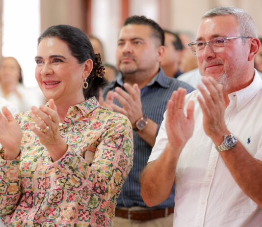 Mónica Villarreal refrenda el liderazgo de Tampico al recibir la Escoba de Platino